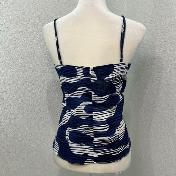 Banana Republic spaghetti strap, printed peep hole blouse Size 14 - Picture 7 of 9